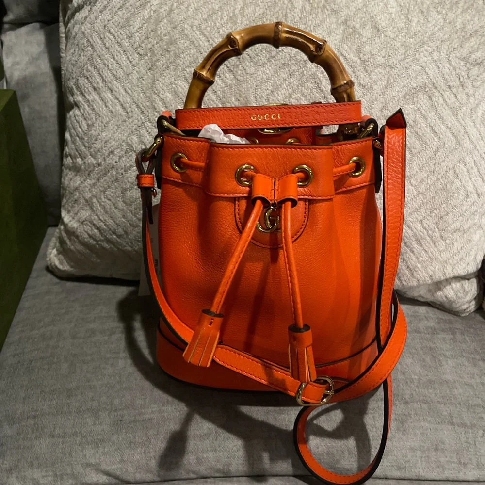 Gucci Diana Mini Bucket Bag